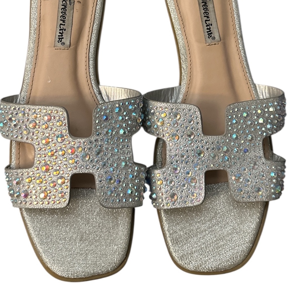ForeverLink Silver Rhinestone H Sandals Size 8.5